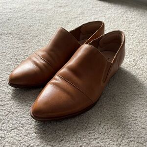 Kelsi Dagger Loafers Brown